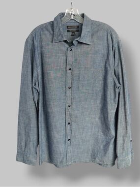 Banana Republic Chambray Button Up Shirt Men’s Large Blue Casual Lightweight